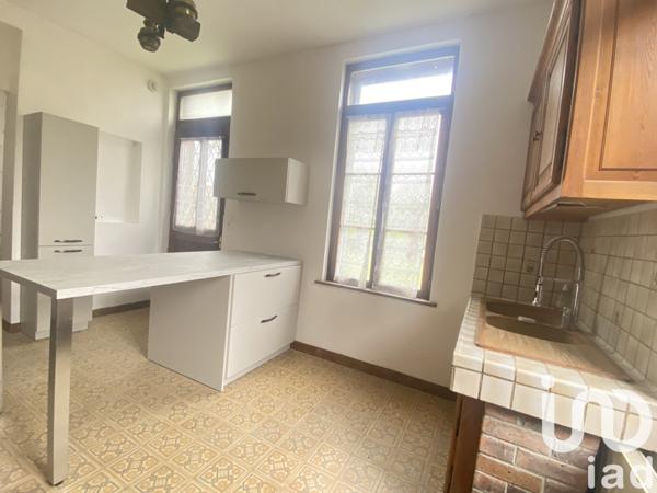 Location maison 7 pièces 275 m² Glisy