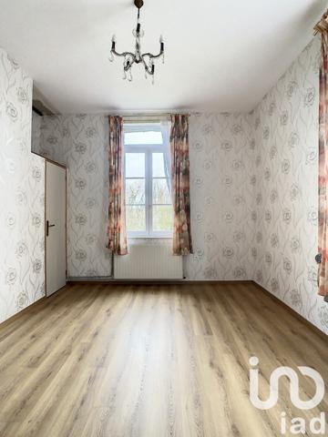 Location maison 7 pièces 275 m² Glisy