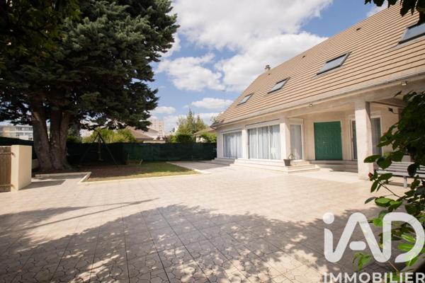 Maison à vendre 7 pièces 200 m² Sarcelles