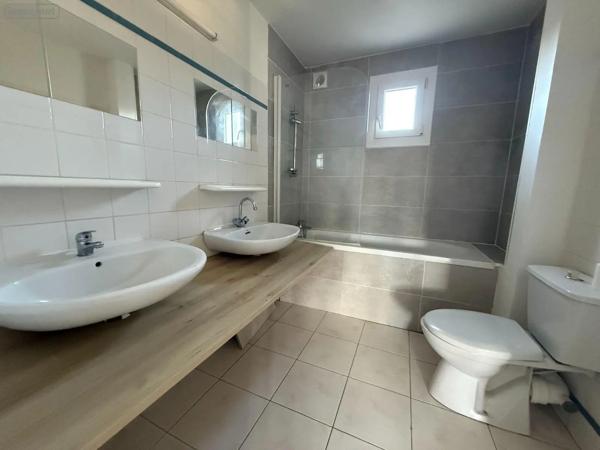 Location - Appartement Bernay 27300 3 pièces 63 m 2
