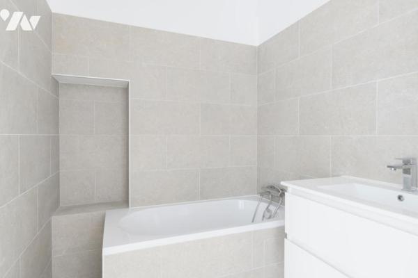 PARIS 12 / DAUMESNIL - APPARTEMENT 2 PIÈCES BIS RÉNOVÉ EN ÉTAGE ÉLEVÉ AVEC BALCON + CAVE