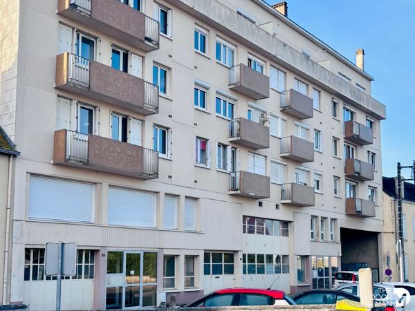 Appartement - À vendre - 82 m² - LAVAL | The Door Man