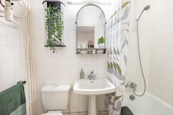 Paris 3e - Saint-Claude | Studio de charme avec mezzanine au cœur du Marais