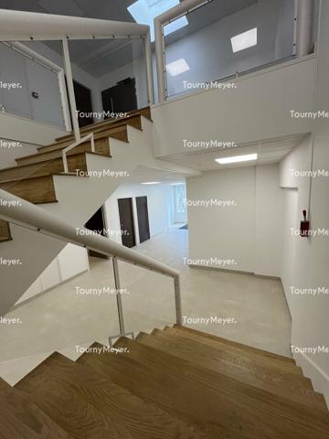 IMMEUBLE BUREAUX A VENDRE- A LOUER BORDEAUX LAC