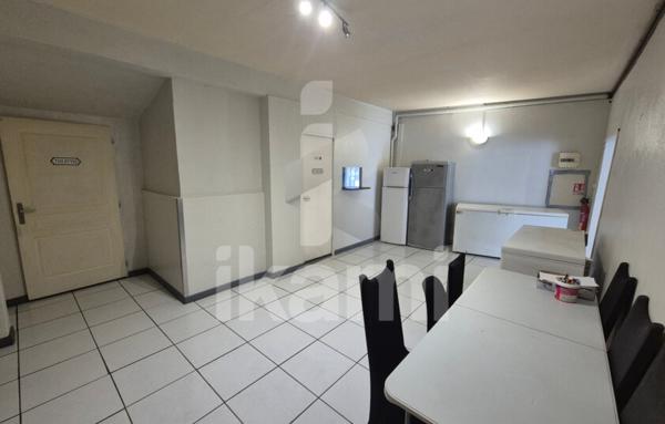 Fonds De Commerce de 134 m²