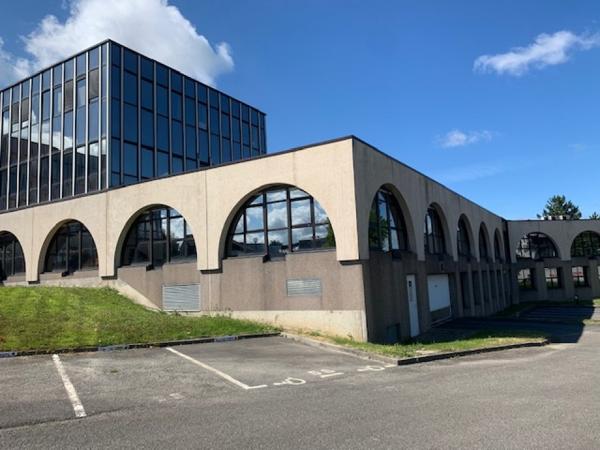 Bureaux - A LOUER - CESSON SEVIGNE (réf : 35.0407)