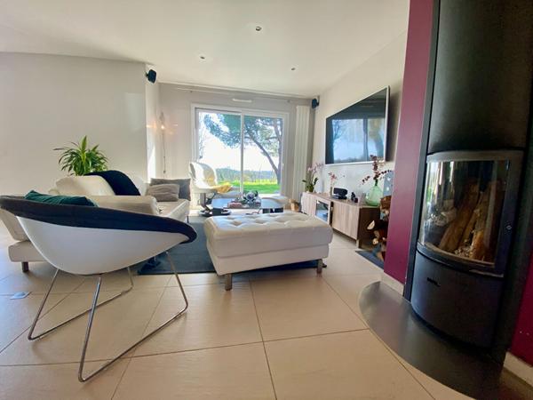 Maison à vendre à Taden proche Dinan- 5 pièces, 4 chambres dont une au rez-de-chaussée, 1256m² de terrain