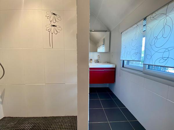 Maison à vendre à Taden proche Dinan- 5 pièces, 4 chambres dont une au rez-de-chaussée, 1256m² de terrain
