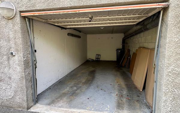 Appartement à louer    3 pièces • 67 m2 Griesheim-sur-Souffel