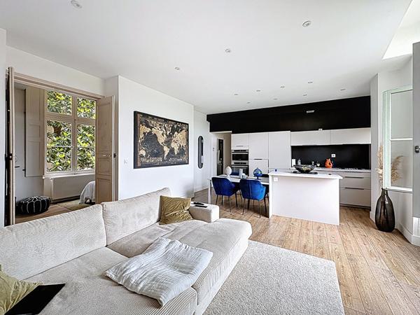 À vendre Appartement coup de coeur, lumineux avec vue sur la Mandoune centre-ville de Montauban (82) deux chambres et un bureau