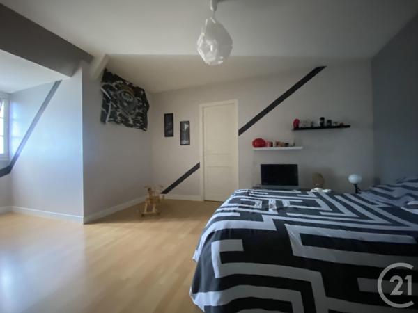 maison à vendre  8 pièces - 147 m2 DOMERAT - 03