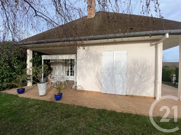 maison à vendre  8 pièces - 147 m2 DOMERAT - 03