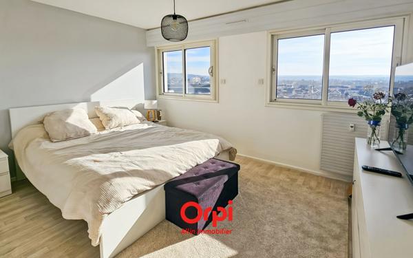 Appartement à vendre    3 pièces •  Montluçon