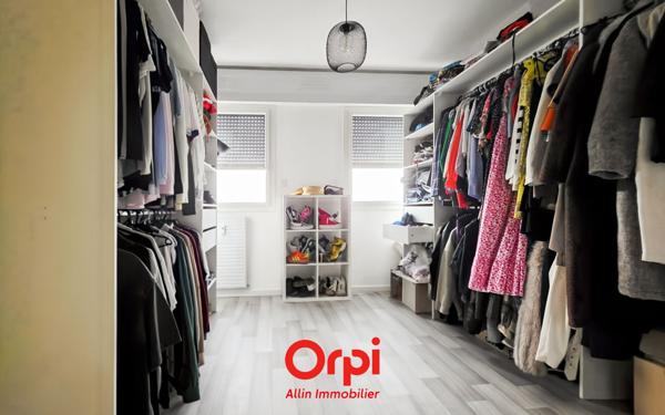 Appartement à vendre    3 pièces •  Montluçon