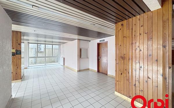 Appartement à vendre    3 pièces •  Montluçon