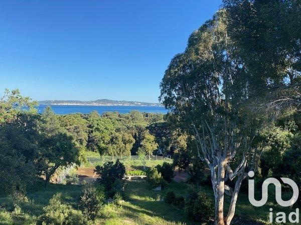 Maison 10 pièces de 400 m² à Grimaud (83310)