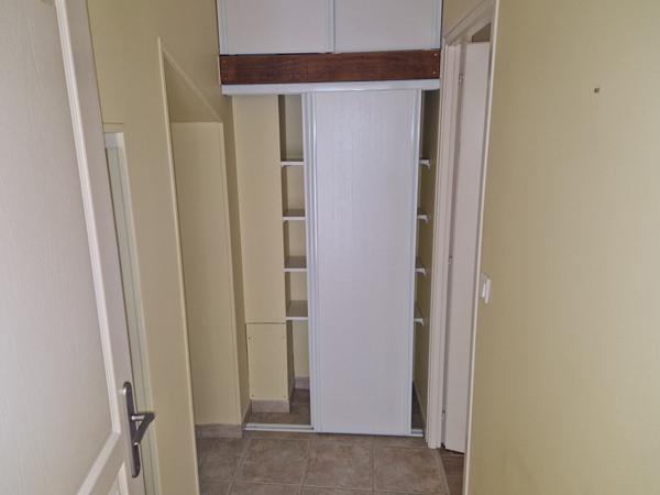 Maison 3 CHAMBRES - LE PERRIER (eau et électricité comprise)