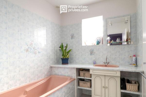 Maison Le May Sur Evre 4 pièce(s) 107 m2