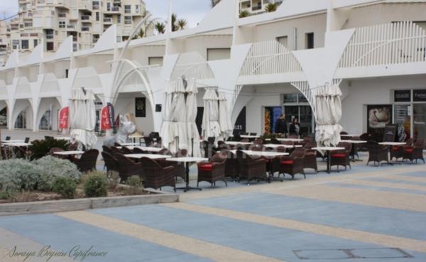Dpt Hérault (34), à louer LA GRANDE MOTTE Local commercial Front de Mer 249 m²