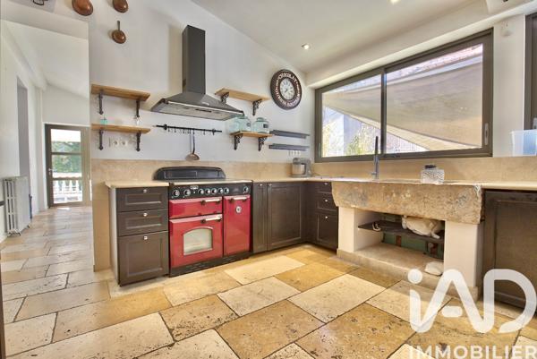 Maison à vendre 9 pièces 350 m² Gréoux-les-Bains