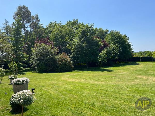 Vente maison Chantonnay : 499 000 € - AJP Immobilier La Roche-sur-Yon