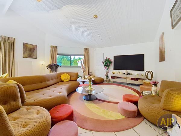 Vente maison Chantonnay : 499 000 € - AJP Immobilier La Roche-sur-Yon