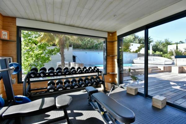 MAISON 10 PIECES - 300 M² - TERRAIN 2000M²