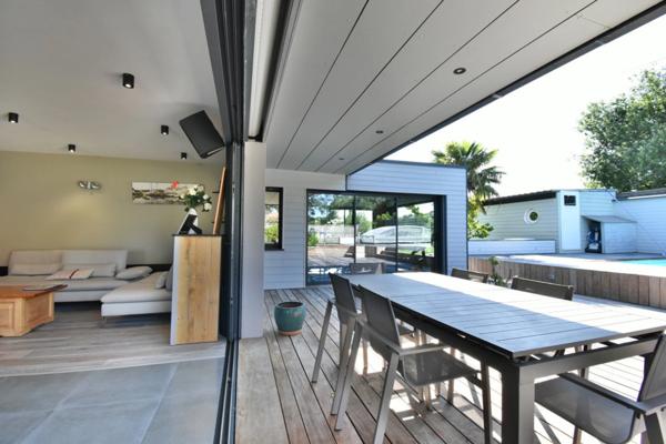 MAISON 10 PIECES - 300 M² - TERRAIN 2000M²