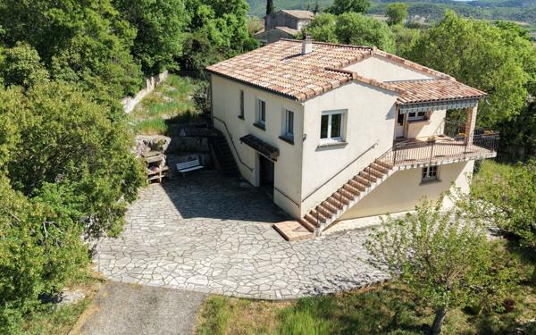 Maison à vendre    4 pièces • 95 m2 Vogüé