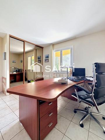 FONSORBES – Villa T5 de 127m² plain-pied avec piscine, garage et carport.