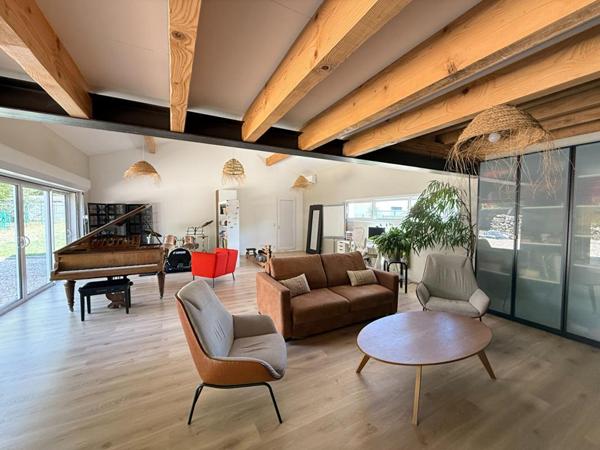 VILLA D'ARCHITECTE ENVIRONNEMENT PRIVILÉGIÉ