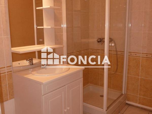 Location Appartement 3 pièces 63.33 m² - 14 RUE LE BOS-DESPINOY Landerneau 29800