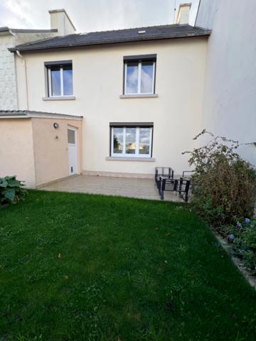 Maison à vendre 5 pièces PLOUFRAGAN (22)