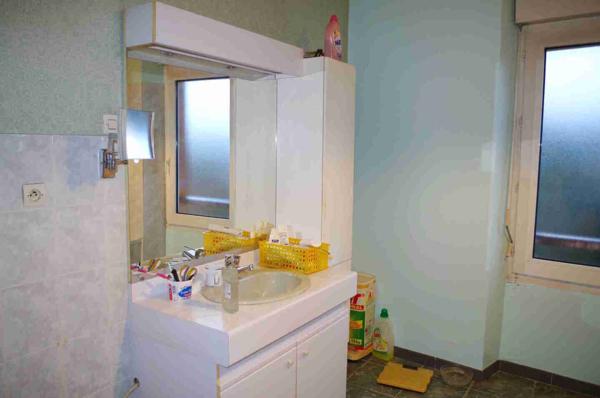 Immeuble entier 400 m2 vide 130 000 €