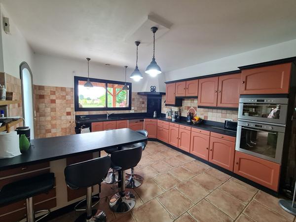 Maison 5 mn de Labastide D Armagnac 10 pièce(s) 210 m2