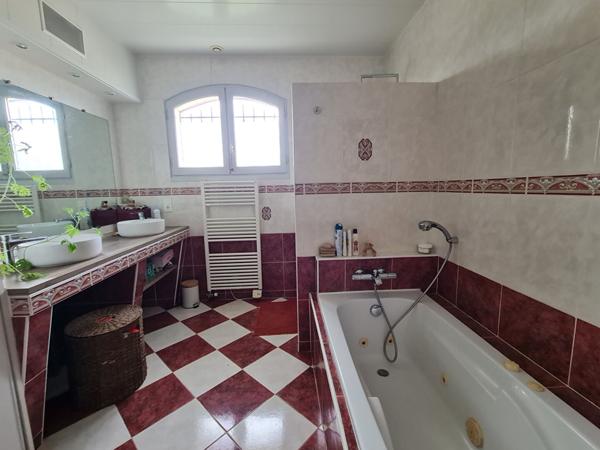 Maison 5 mn de Labastide D Armagnac 10 pièce(s) 210 m2