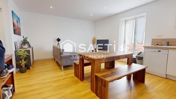 Appartement T4 rénové – Vendu meublé – Investissement locatif + parking