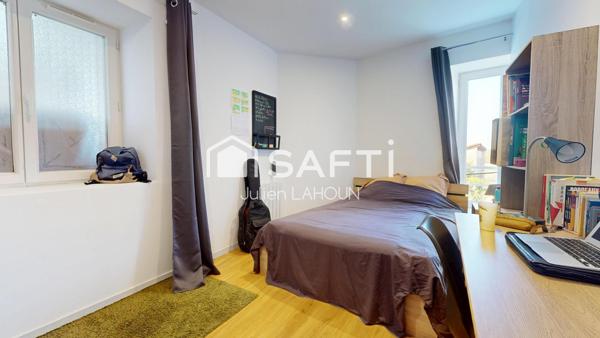 Appartement T4 rénové – Vendu meublé – Investissement locatif + parking