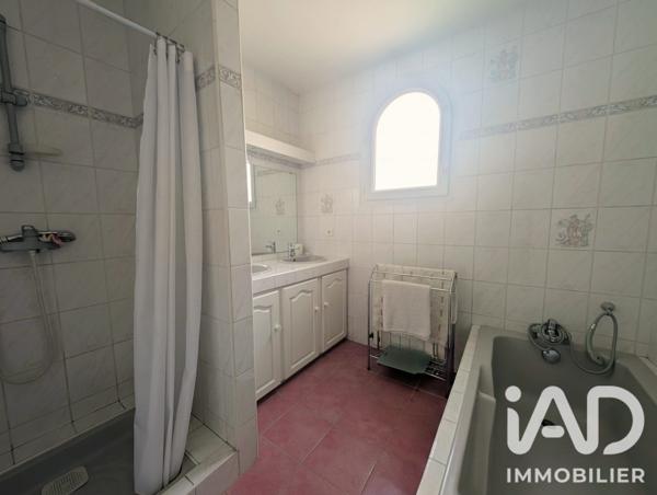 Maison à vendre 6 pièces 141 m² Montélimar