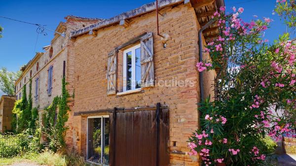 Vente
                Maison73 m² - 4 Pièces -
                    GAILLAC (81600)
