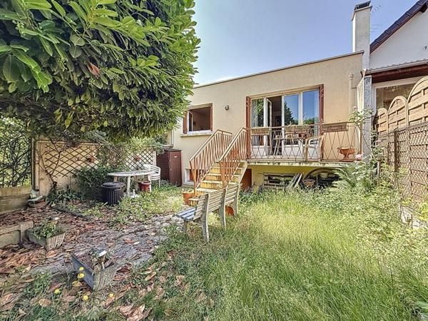 Maison L Hay Les Roses 4 pièce(s)  80 m2