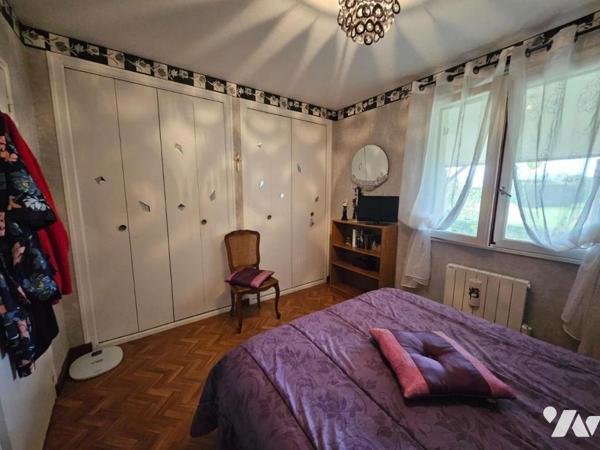 A vendre à VALENCE-EN-POITOU / PAYRE (86700), Un pavillon de plain-pied de 112m² au sein d'un terr