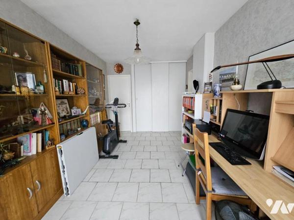 A vendre à VALENCE-EN-POITOU / PAYRE (86700), Un pavillon de plain-pied de 112m² au sein d'un terr