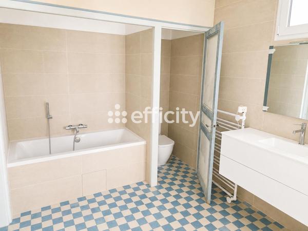 Maison
         20 pièces
        - 485 m² 319 000 € *