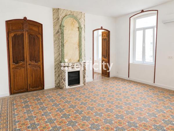 Maison
         20 pièces
        - 485 m² 319 000 € *