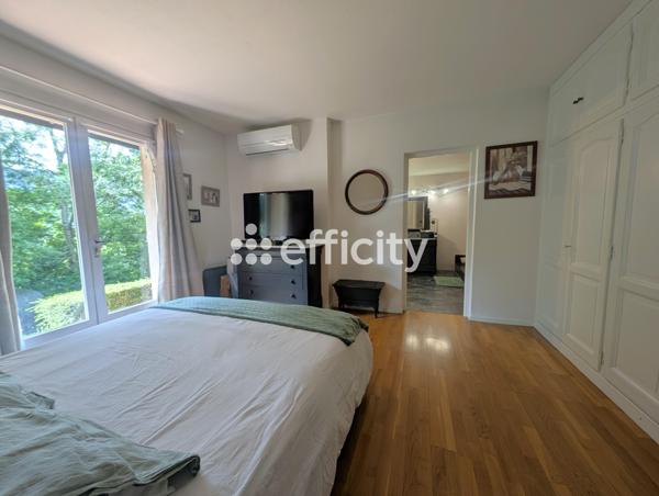 Maison 5 pièces - 290 m² Exclusivité efficity