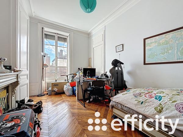 Appartement 6 pièces - 179 m² Bien prestige