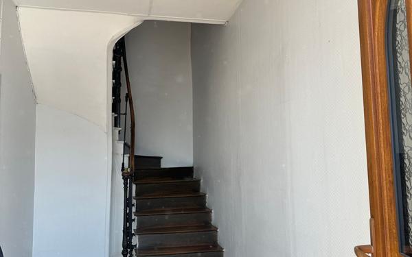 Maison à vendre    5 pièces •  Saint-Agnant