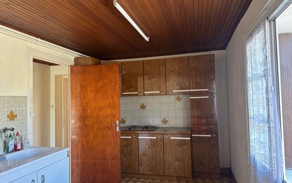 Maison à vendre    5 pièces •  Saint-Agnant