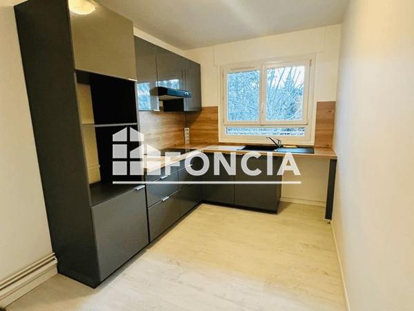 Location Appartement 4 pièces 74.75 m² - 36 RUE DES CARRIERES Montmorency 95160